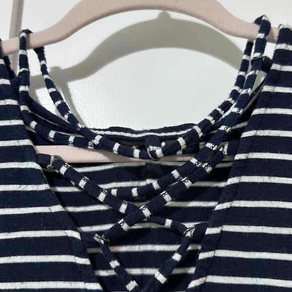 Maurices Knot Front Tunic Navy Blue Striped Size XL - Picture 2 of 5
